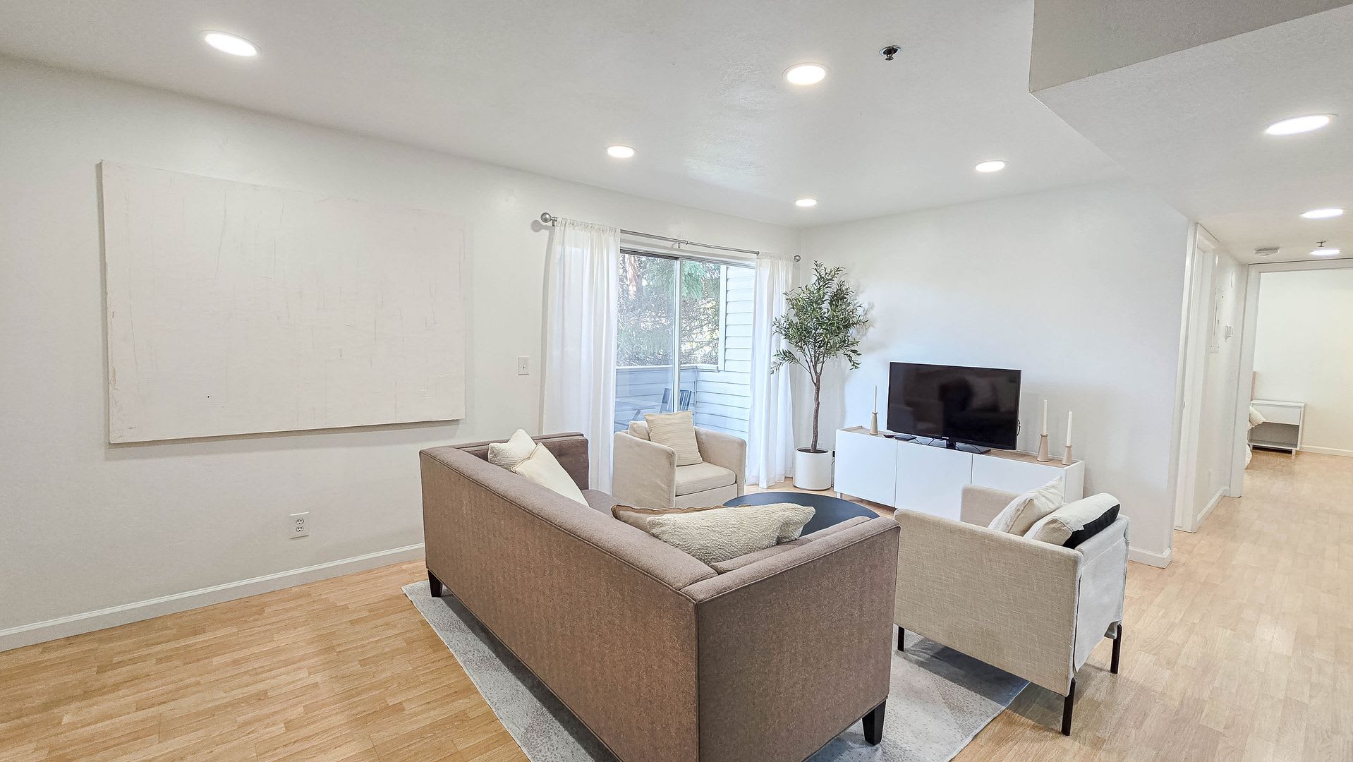 Furnished Apartment! – photo 4