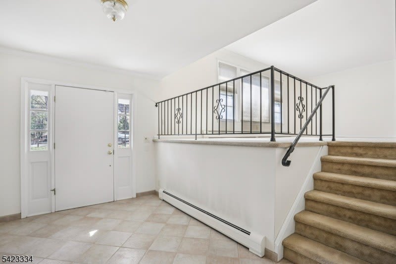 2 Eisenhower Rd – photo 3