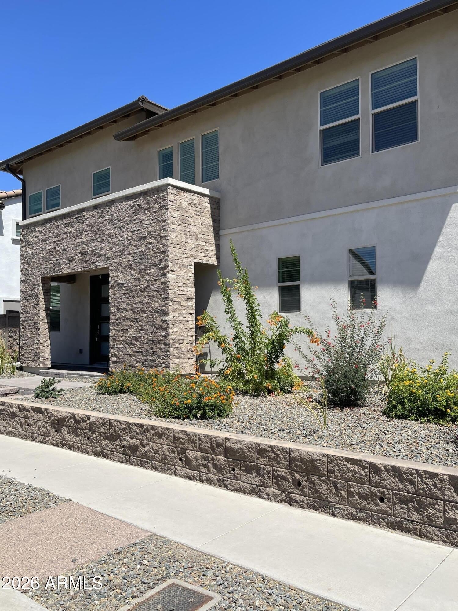 2382 W GLORIA Lane – photo 2