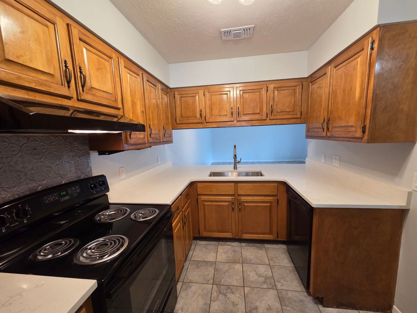 Newly Renovated Townhome Near Grand Lagoon In Pcb Specail 1 2 Off 1St Month S Rent – photo 5