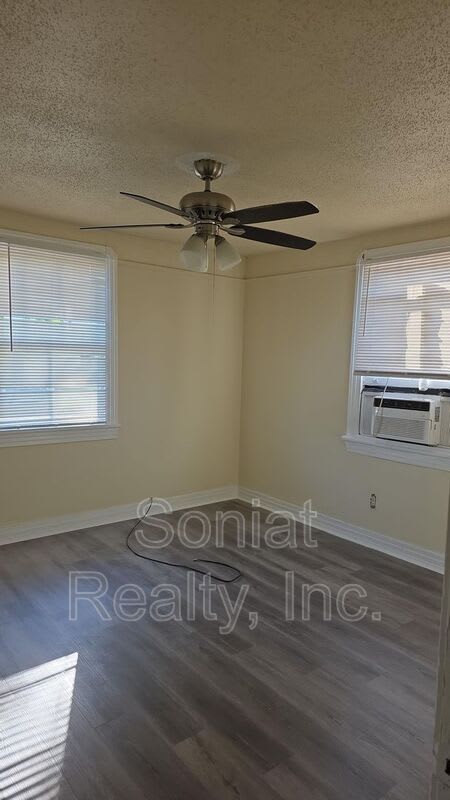 8025 Pompano Street – photo 3