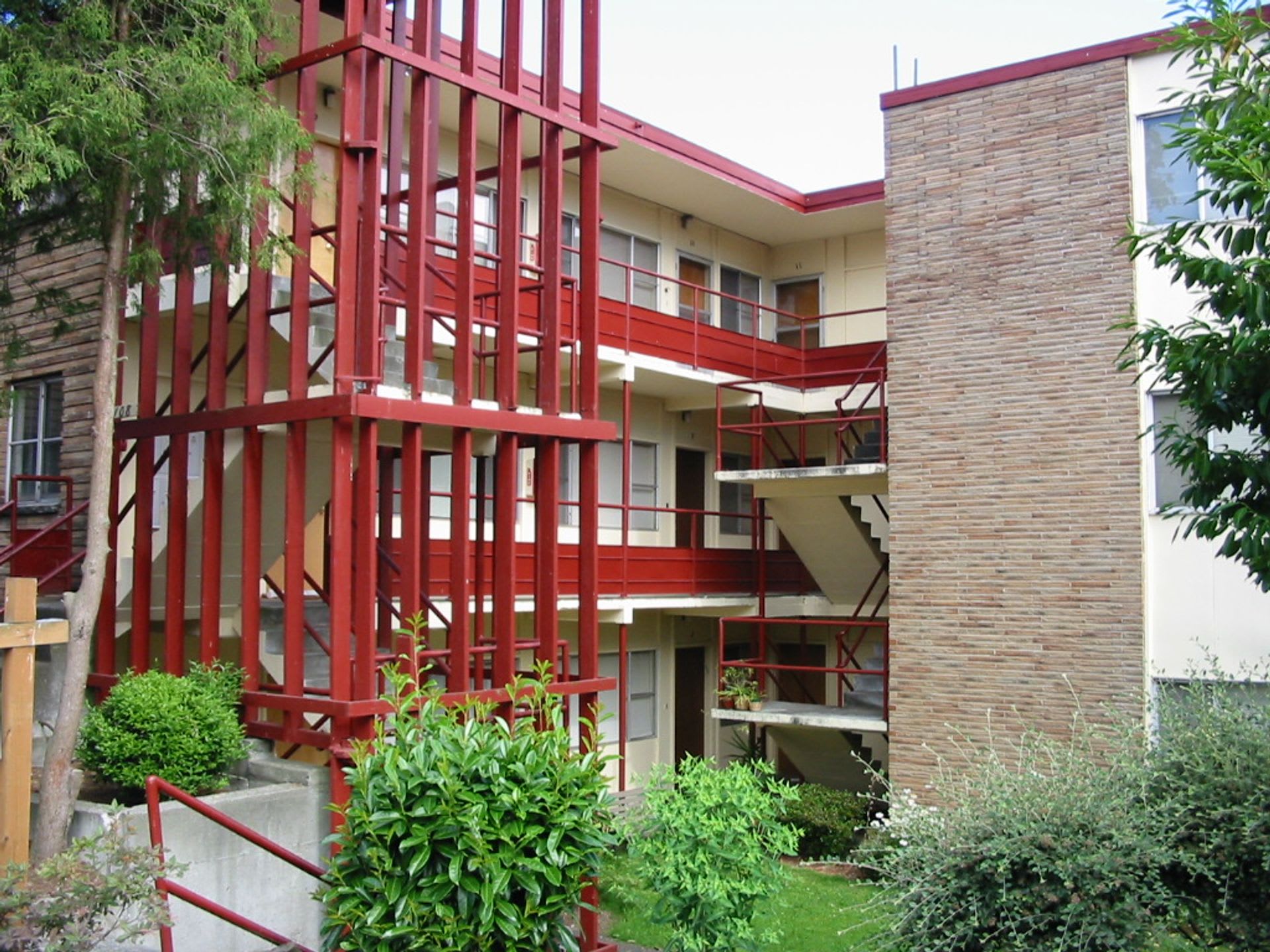 Seward Park Court – photo 3