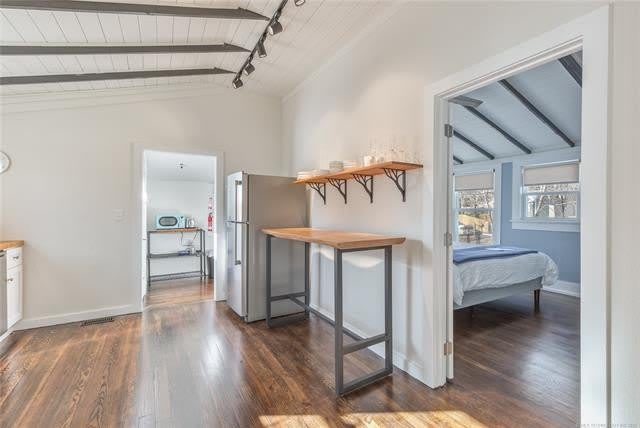 700 N MCKINLEY Avenue – photo 4