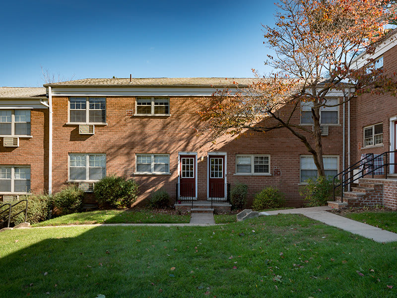 Summit Manor Apartments – photo 3