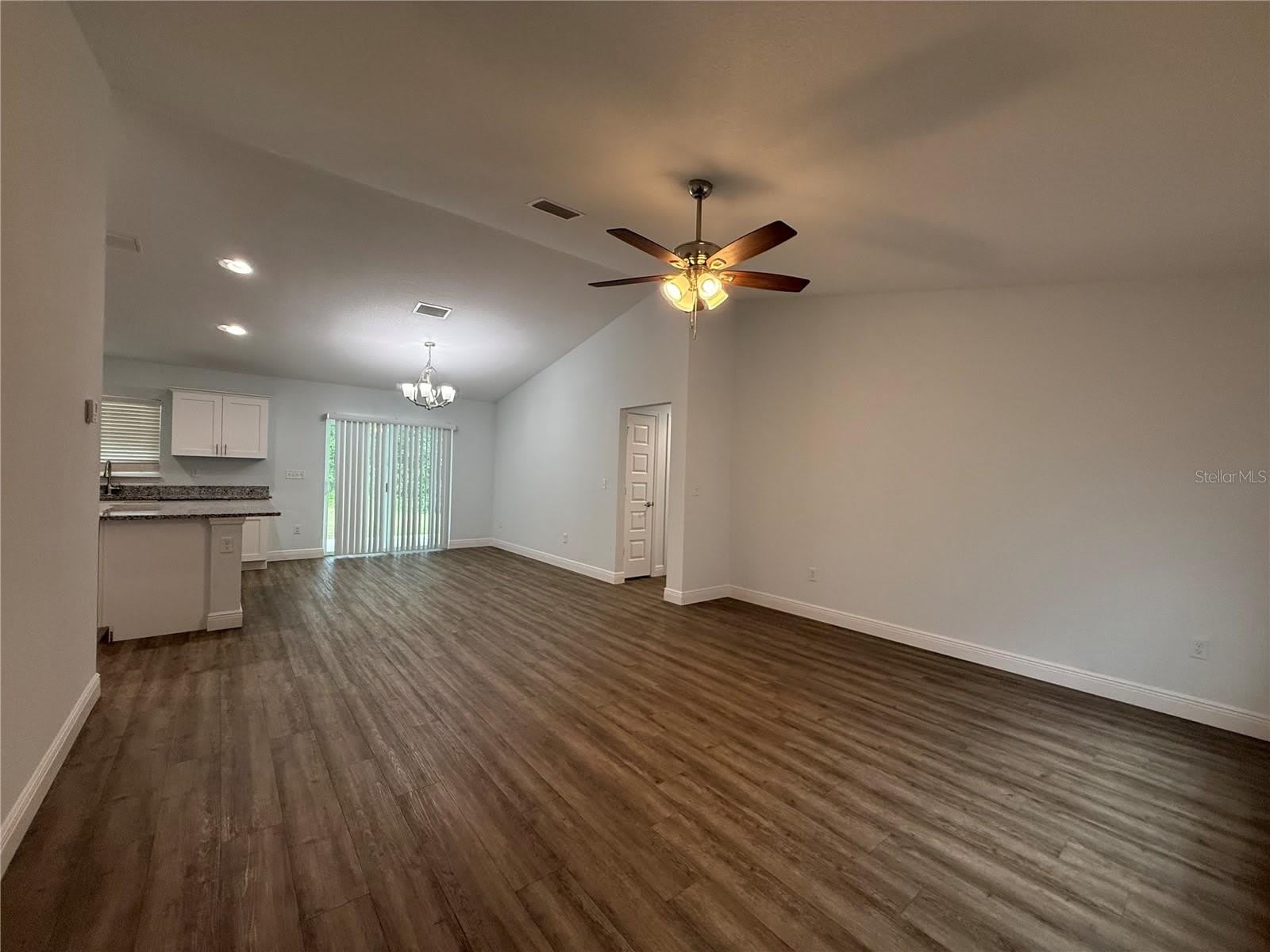 7752 N WALTON Terrace – photo 2