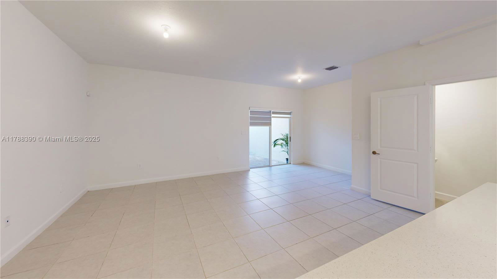 12875 Southwest 243Rd Terrace – photo 4