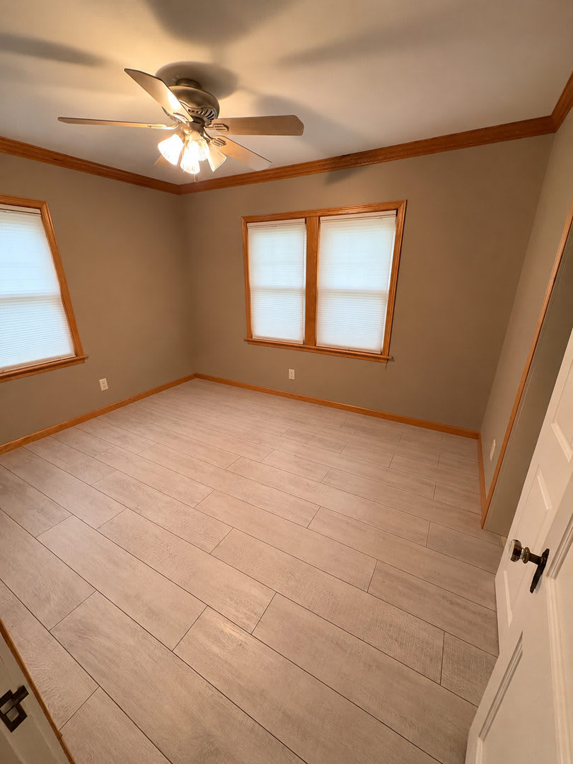 223 Hillside Dr, Waterloo – Updated 3 Bedroom, 2 Bathroom Home – photo 3