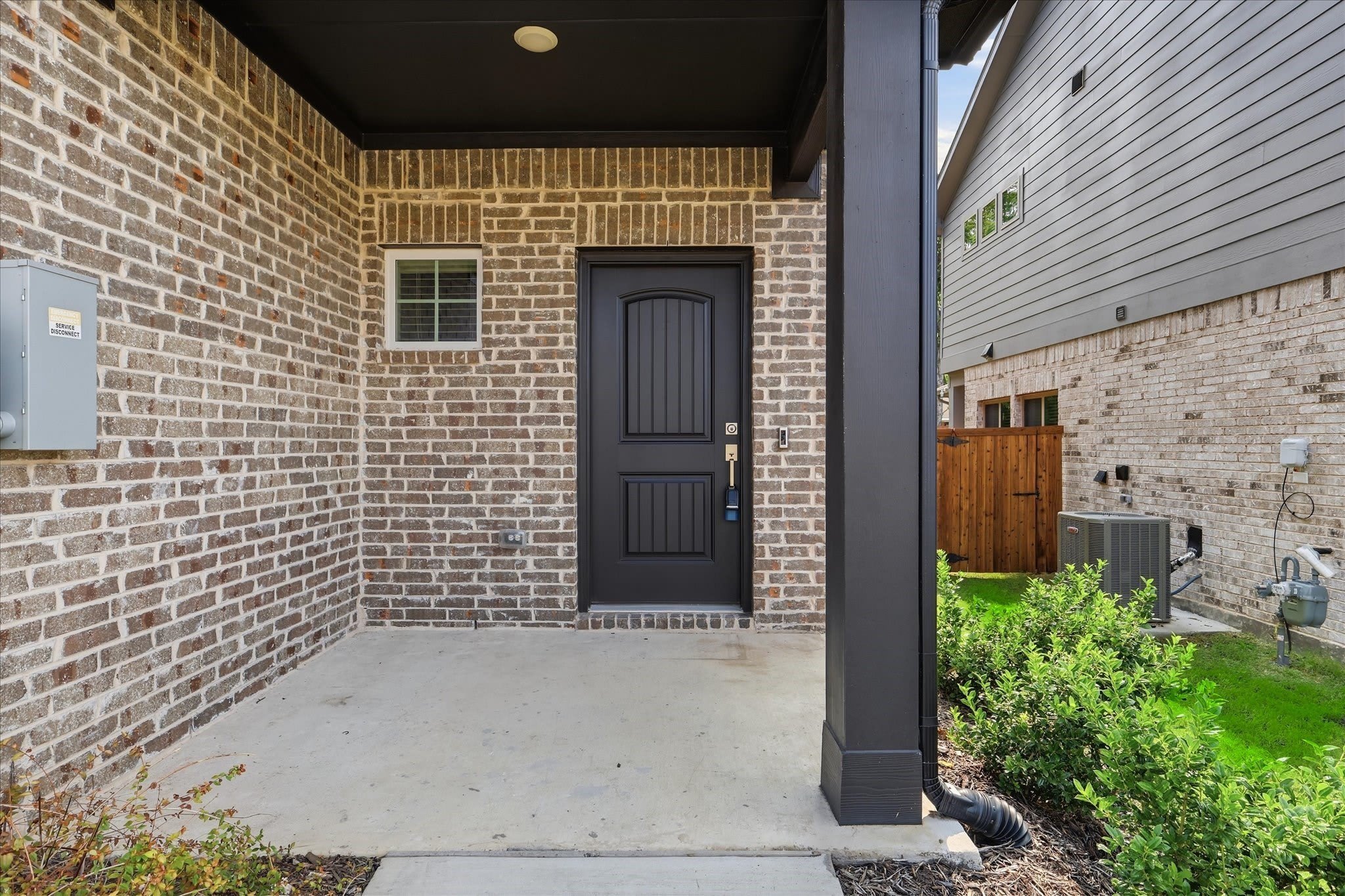 202 Griffith Drive – photo 1