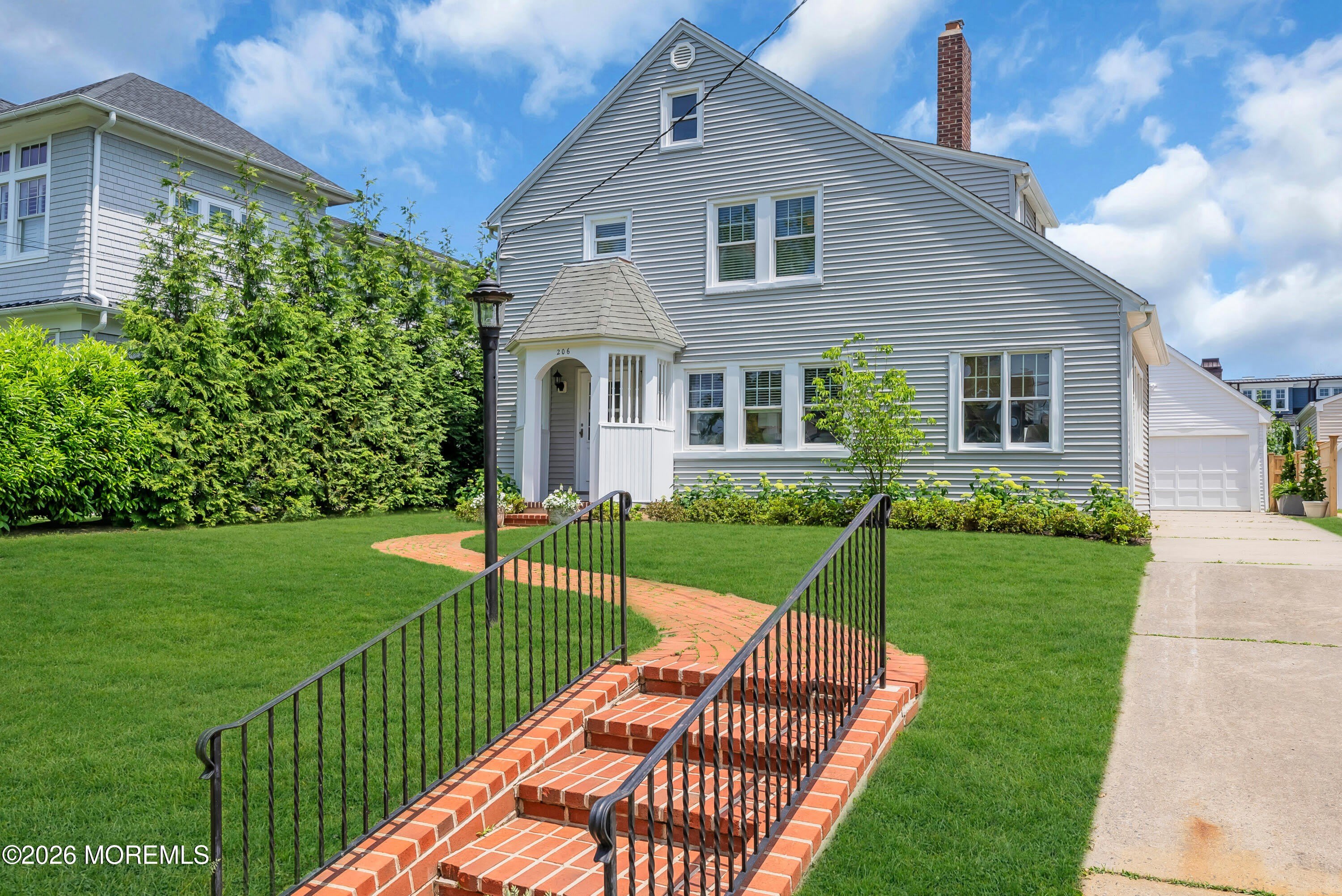 206 Monroe Avenue – photo 2