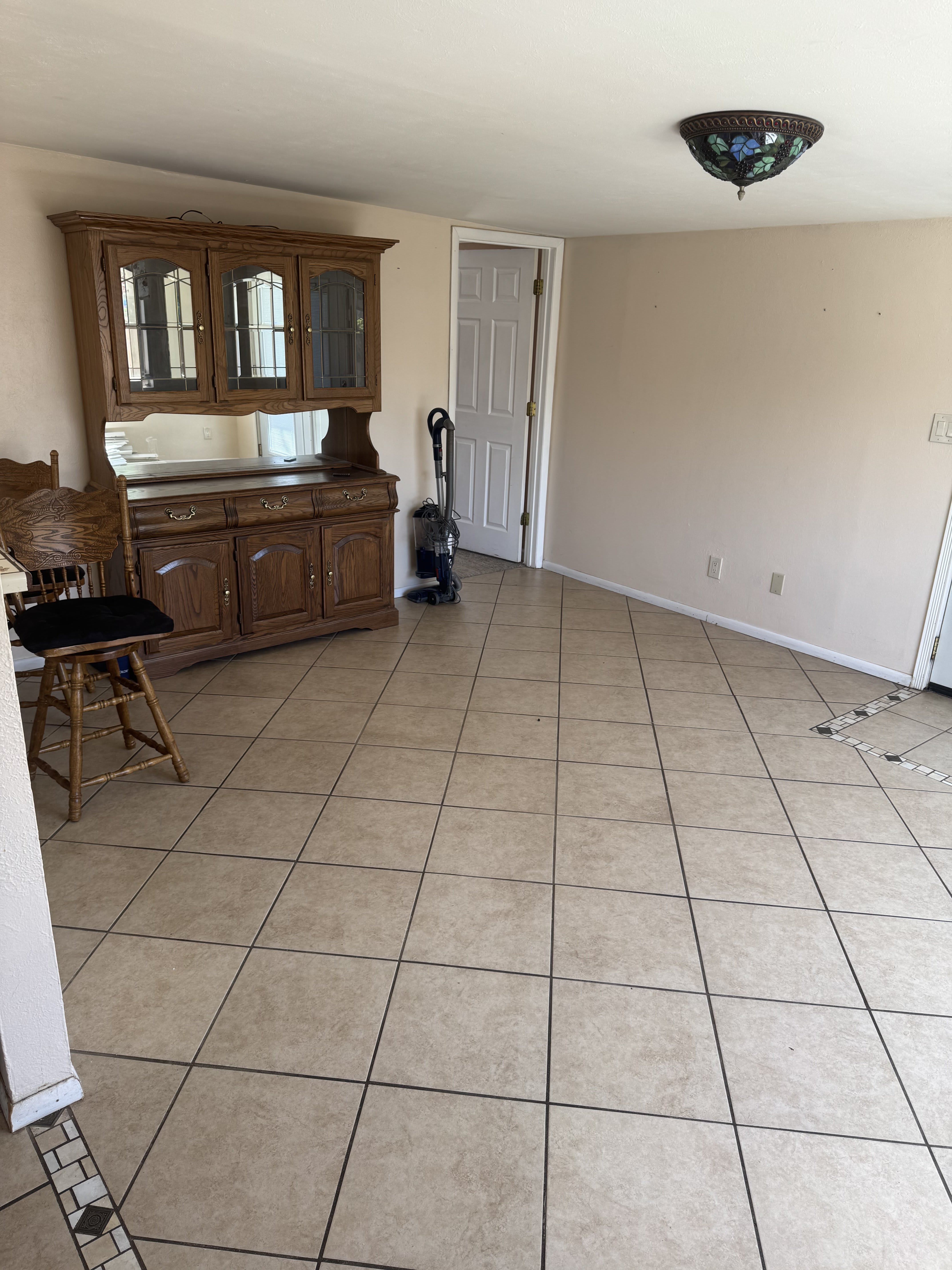 111 Graham Drive – photo 5