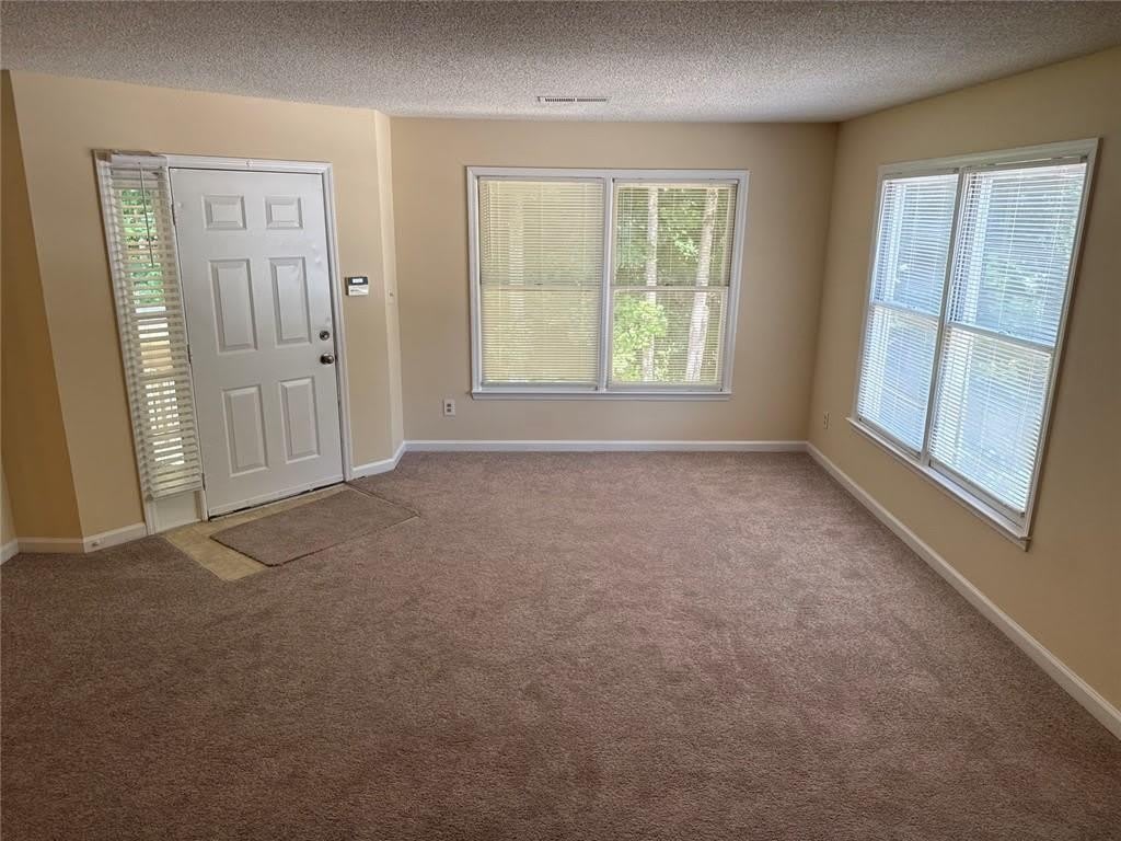 1600 Oakpointe Drive SW – photo 1