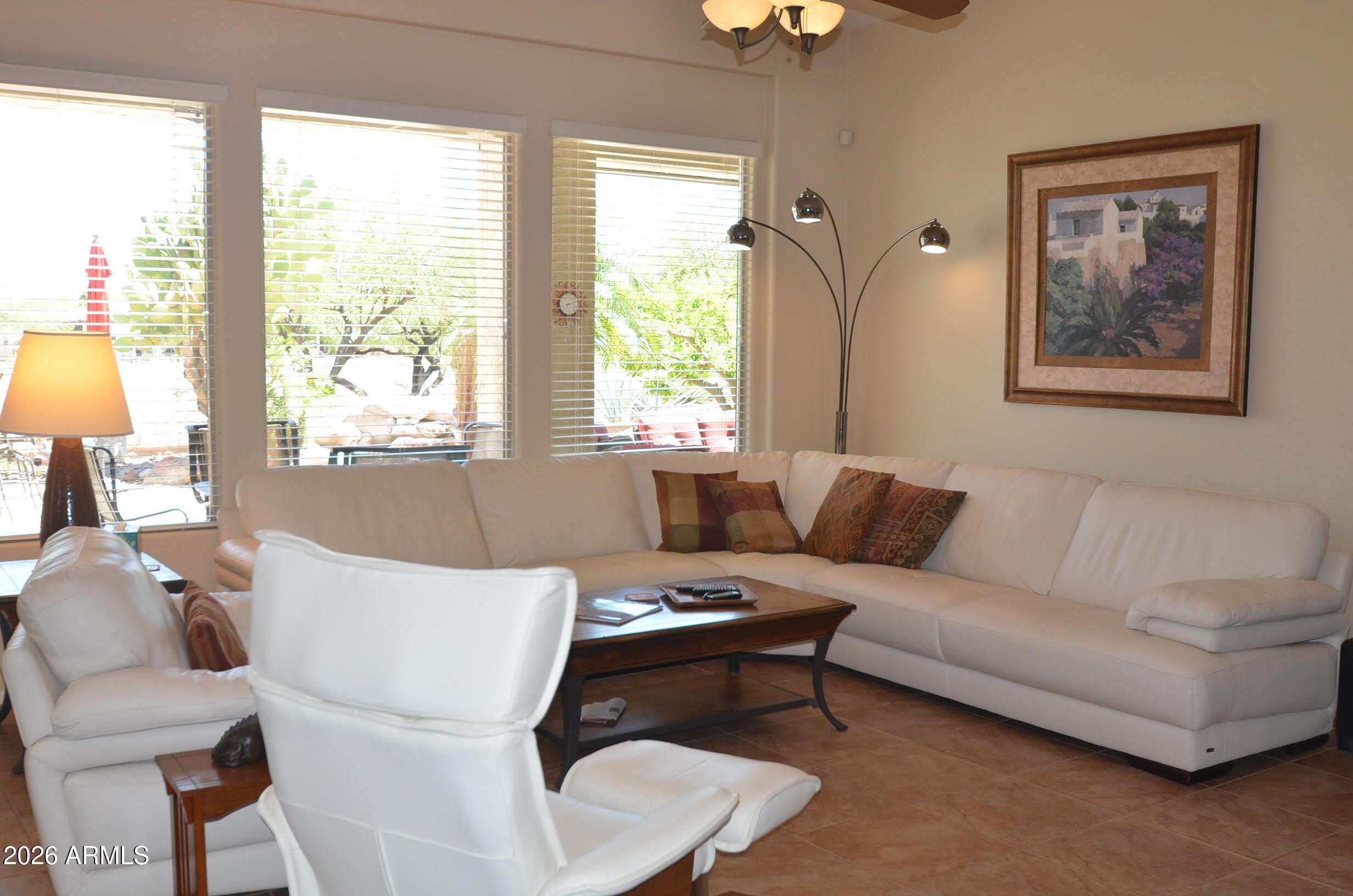 12415 W RUNNING DEER Trail – photo 4