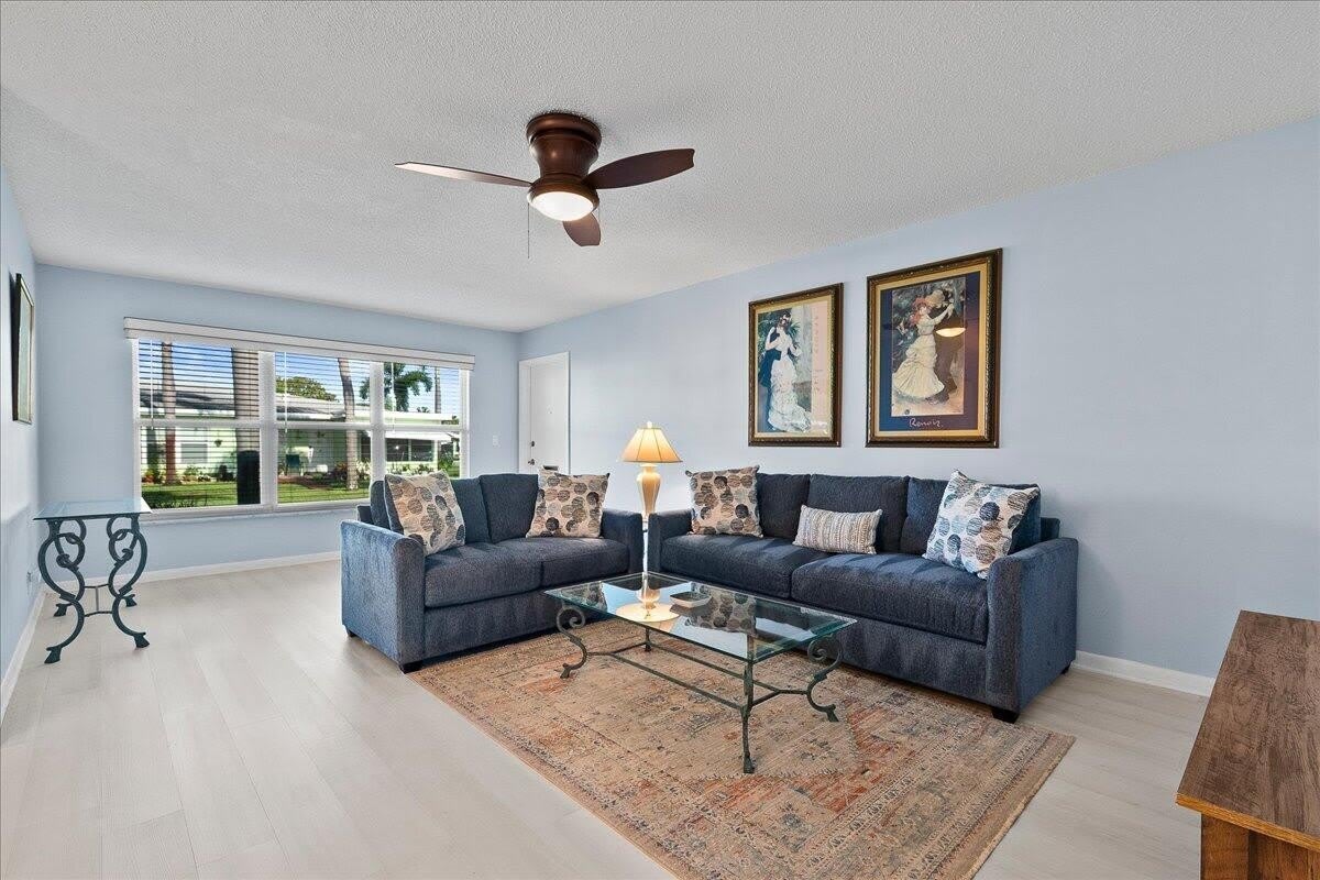 220 COUNTRY Lane – photo 5