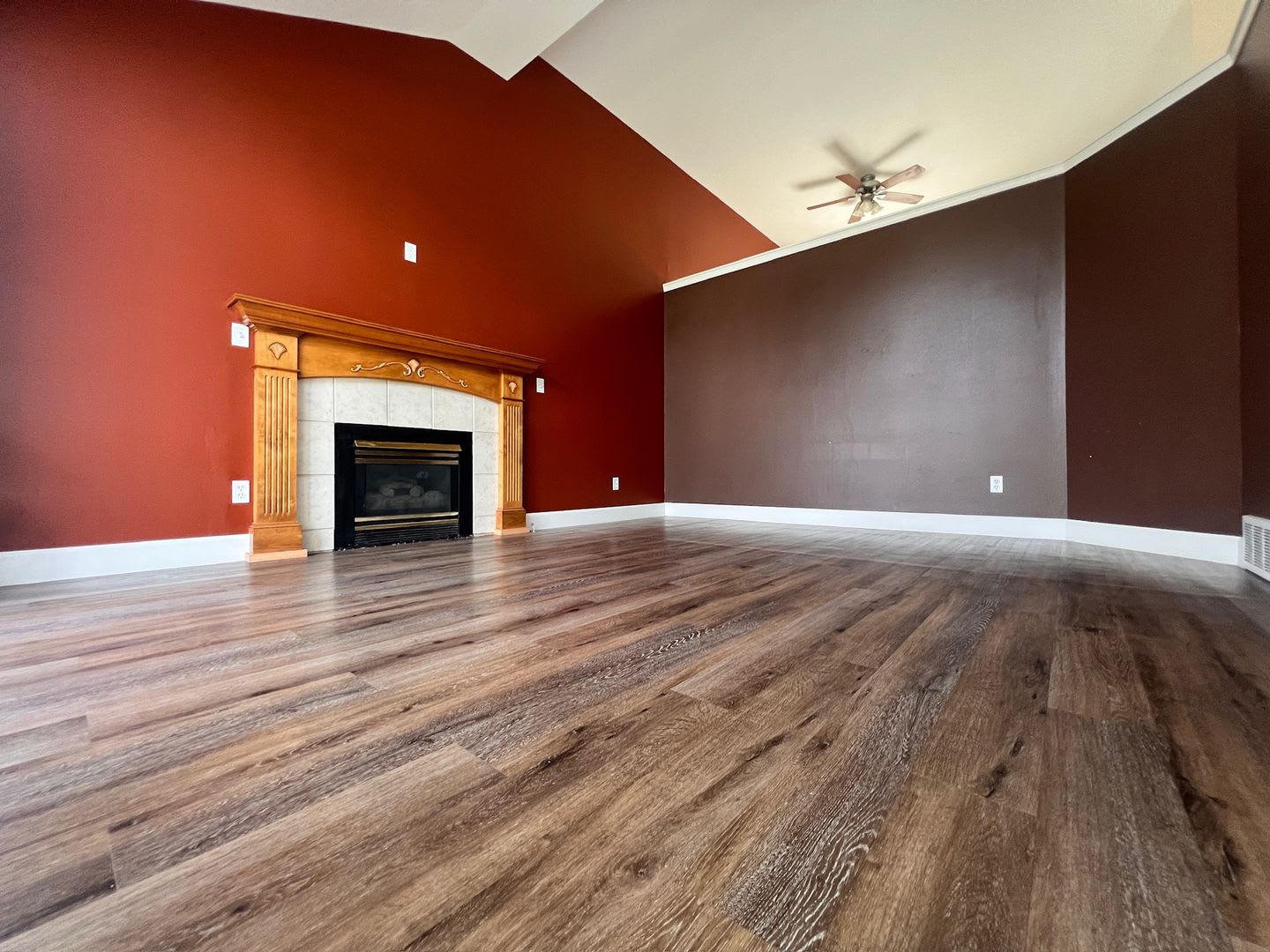 This South Hill Bright and Spacious 3 bed, 2 bath single family home, Near Glenrose available now! – photo 3