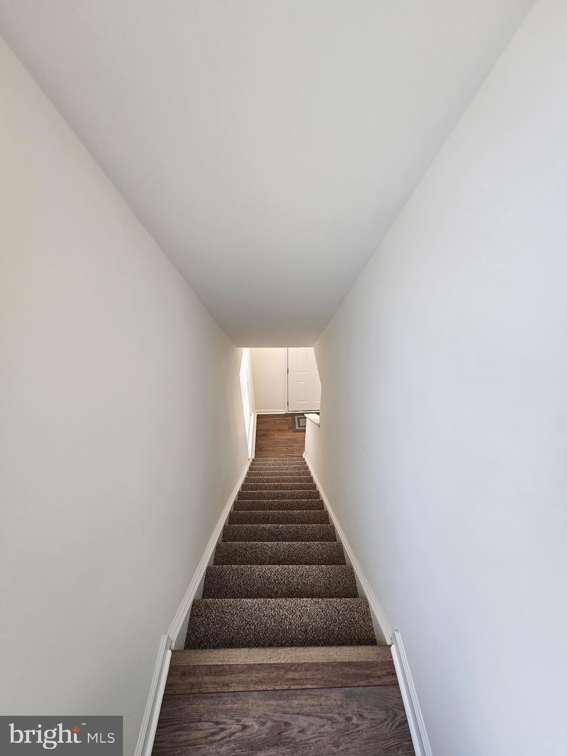 111 Barrington Lane – photo 4