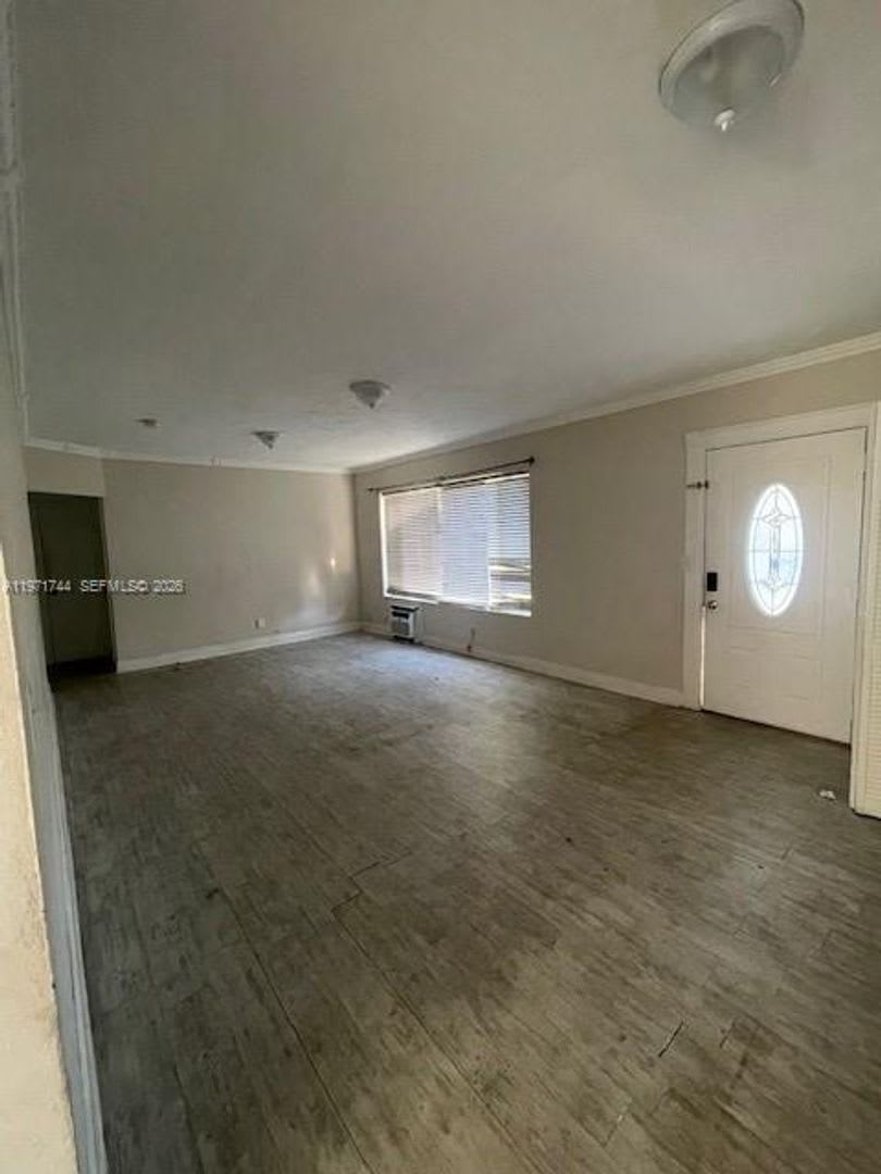 121 NE 169th Terrace, North Miami Beach, FL 33162 – photo 2