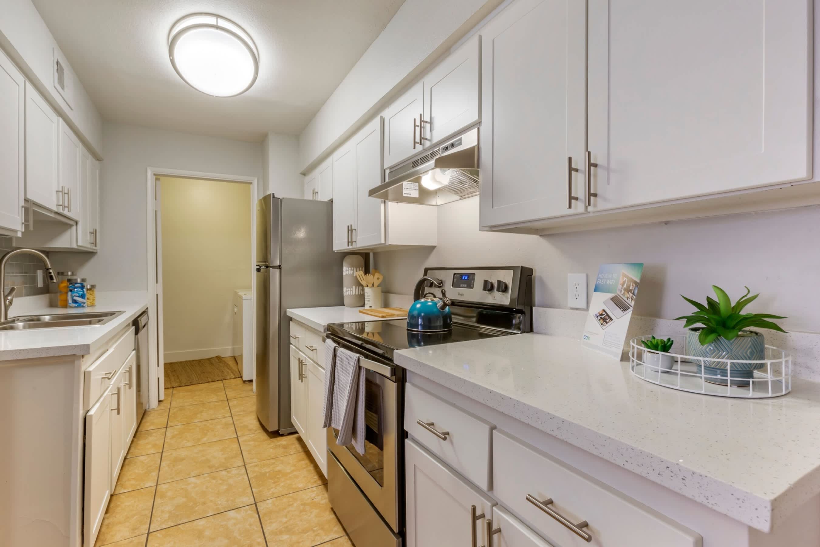 Arches Apartment Homes – photo 4