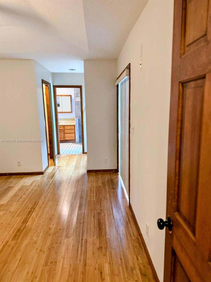 2700 Nw 112th Ave – photo 5