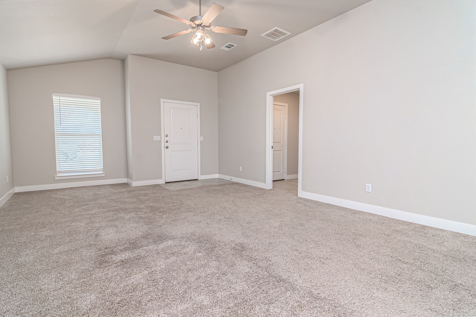 2608 Ranch RD – photo 4