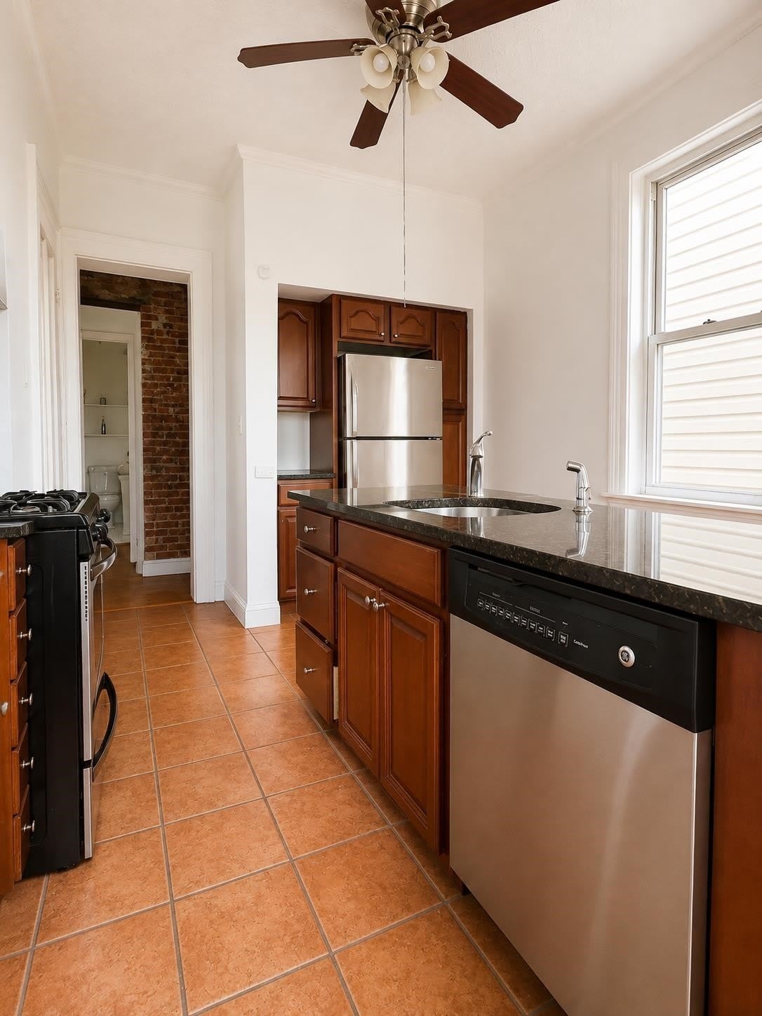 60 Clifton Pl – photo 5