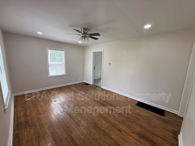 2217 Grasmere Ave – photo 3
