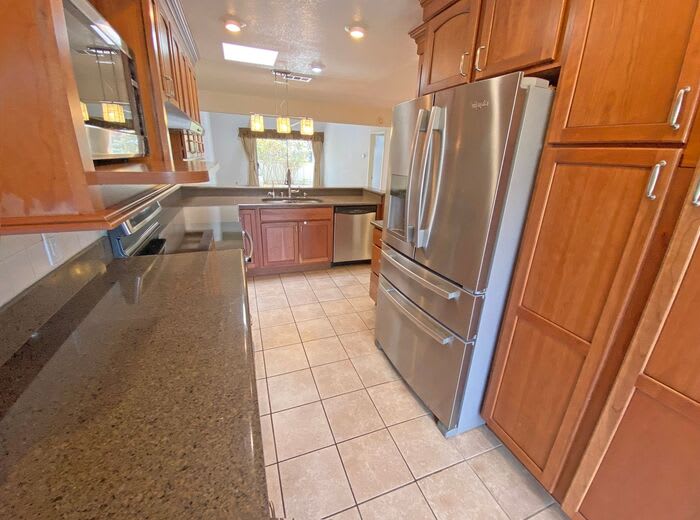 6032 Montgomery Corner – photo 5
