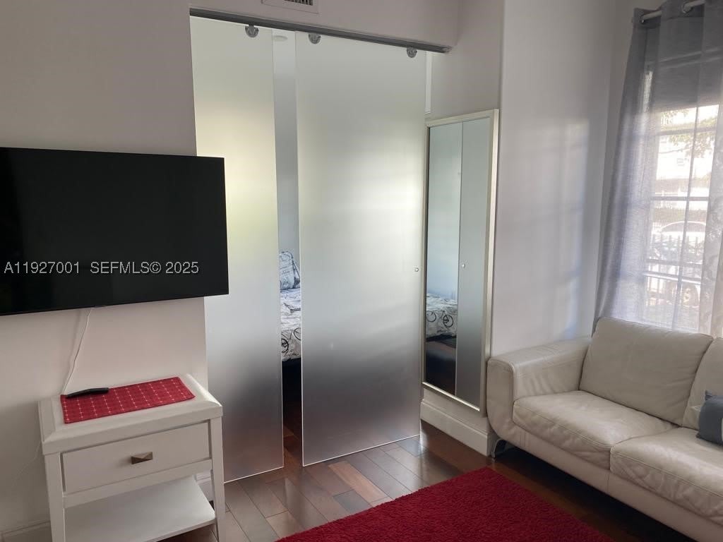 526 15 ST – photo 2