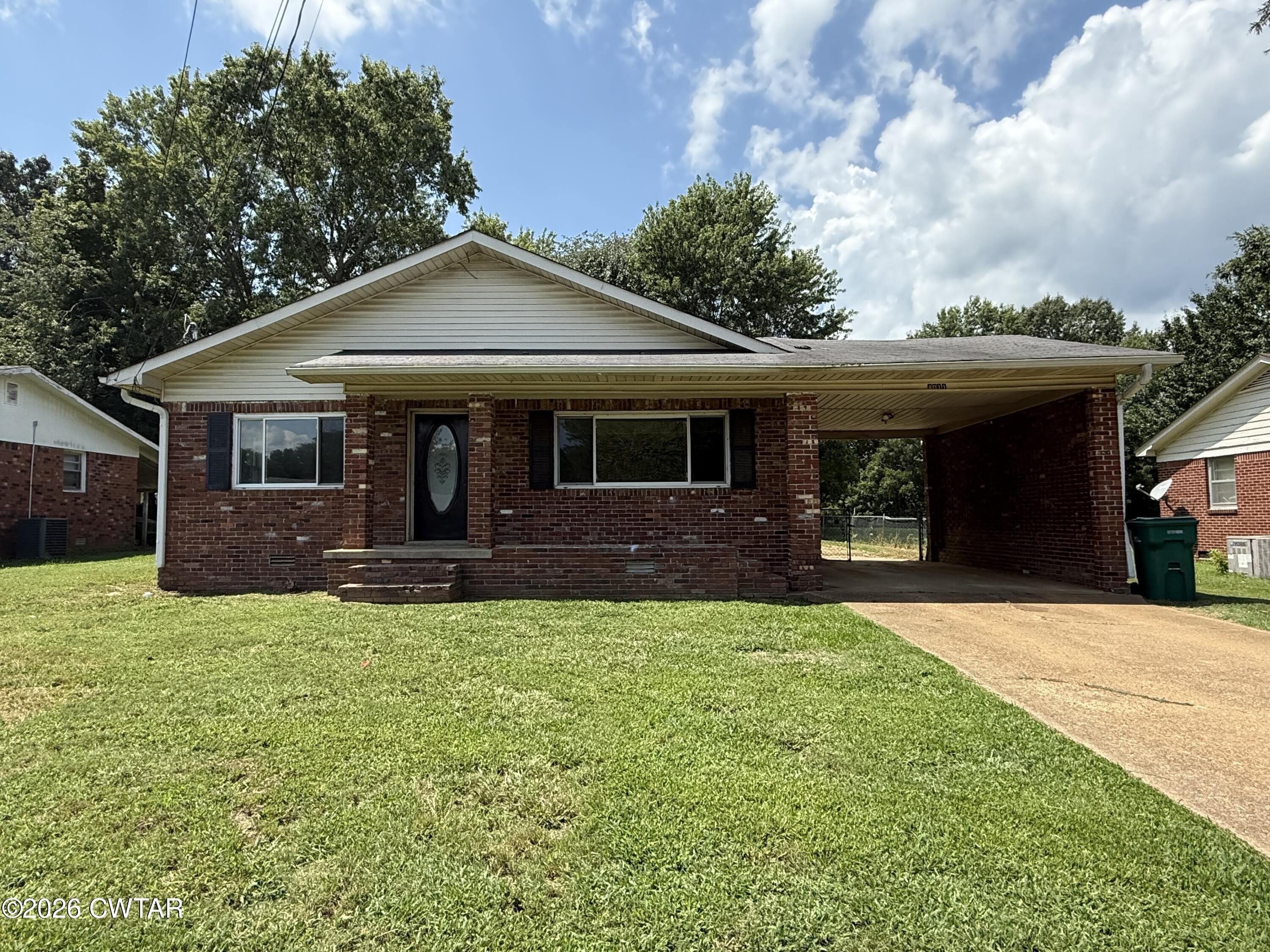 4011 Creswell Street – photo 2
