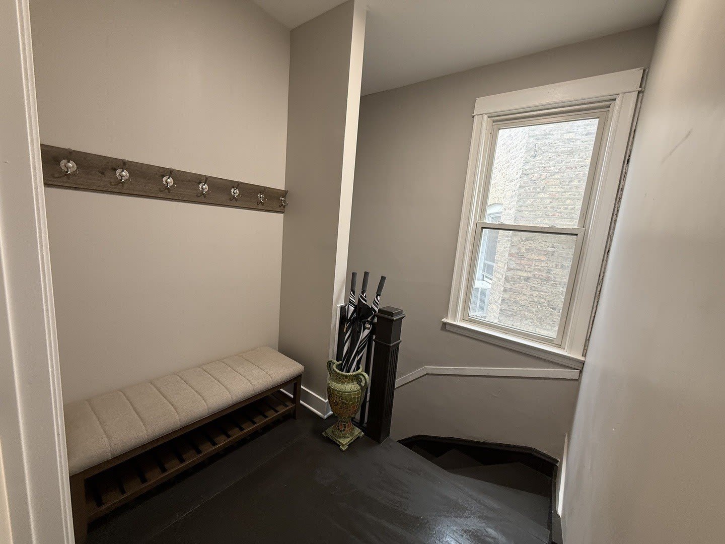 3049 N Avers Avenue – photo 3