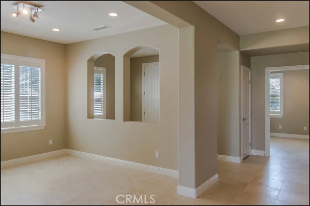 47 Santa Barbara Drive – photo 3