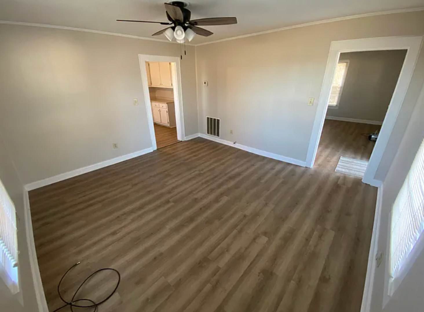 105 Lake Ave – photo 2