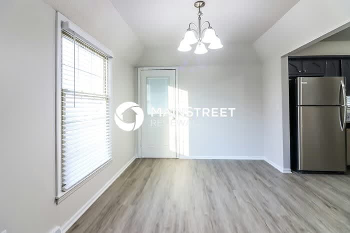 8214 166th Street – photo 4