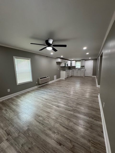 513 E PENNSYLVANIA AVE – photo 2