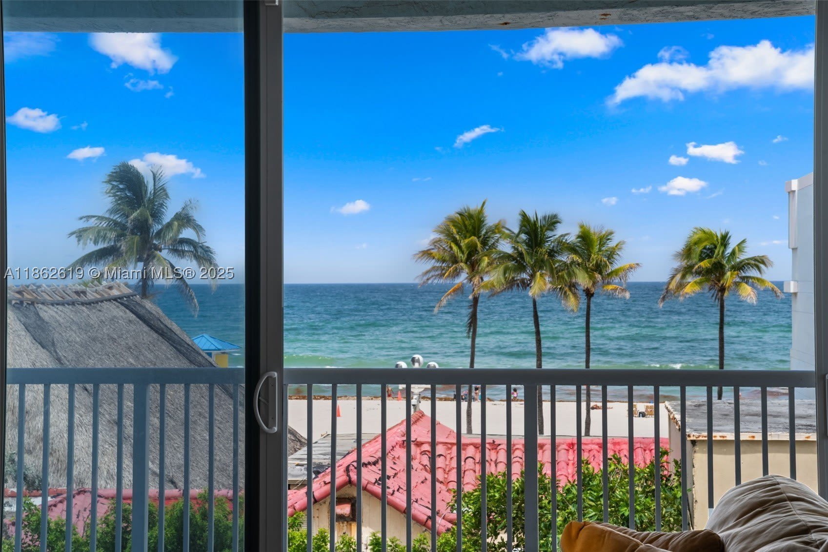 311 N Surf Rd – photo 1