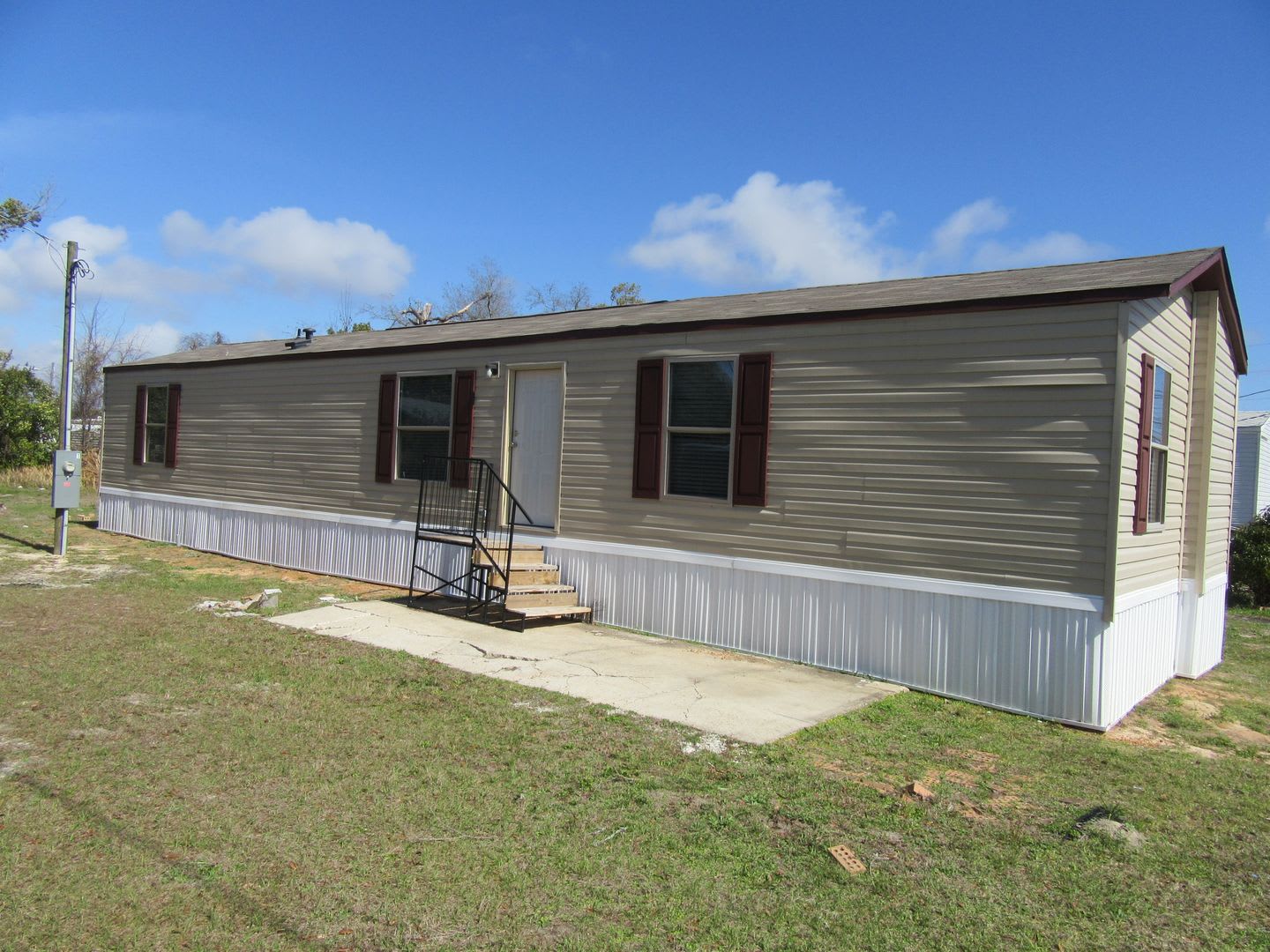4905 Alameda St. Lot 1 – photo 1