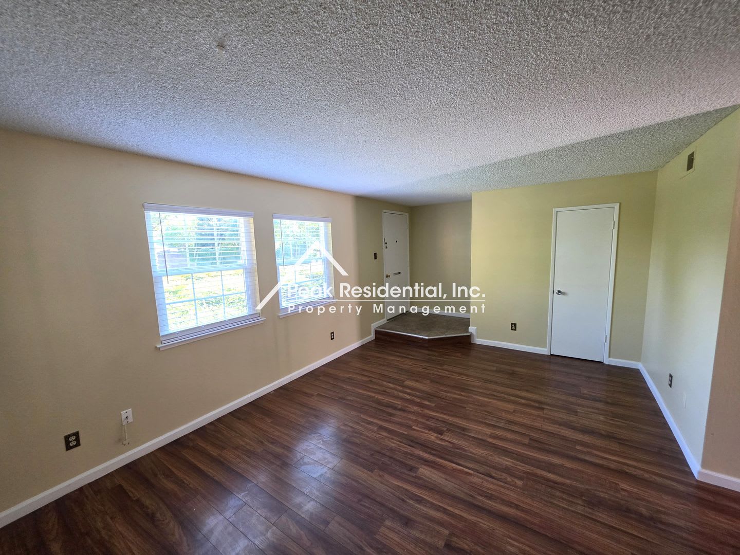 Very Nice 3bd/1.5ba Citrus Heights Townhouse! – photo 3