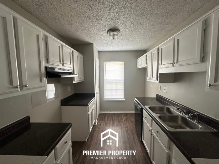 2210 Curbertson Cove – photo 4