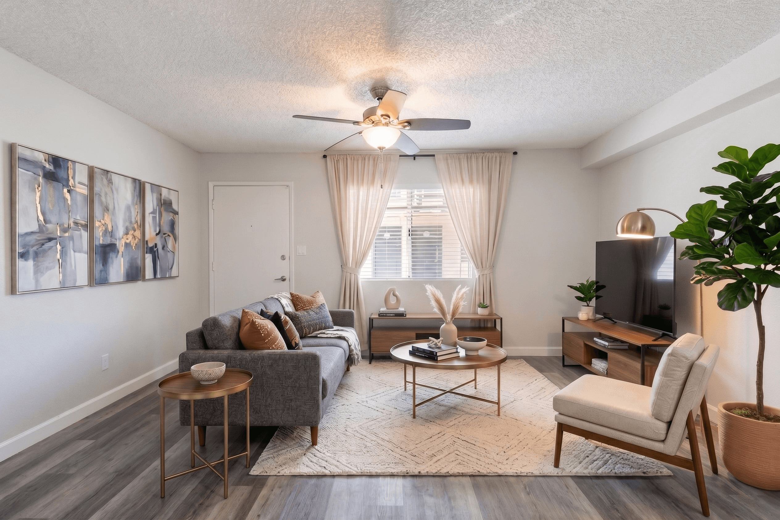 Camelback Cove Apartments – photo 2