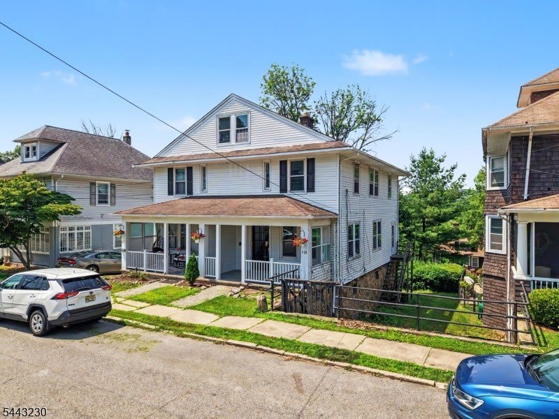 420 Hill St – photo 4