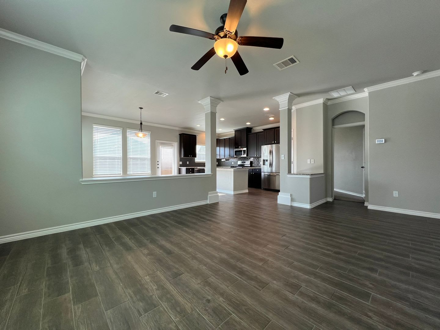 4 Bedroom In Rancho Vista – photo 3