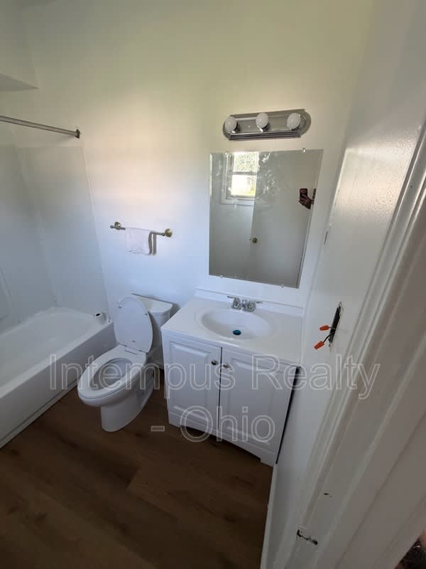 45 Park Ave – photo 4