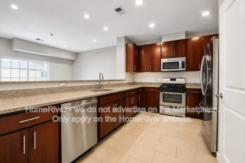 347 POND LN – photo 5