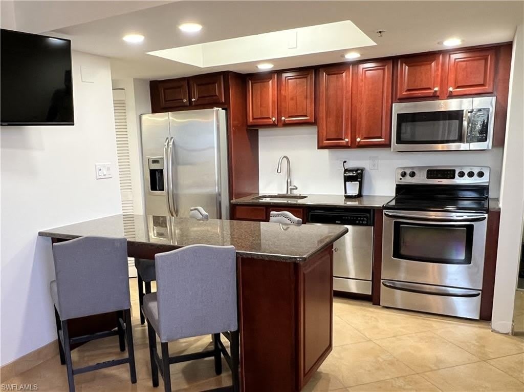 7390 Estero Blvd – photo 5