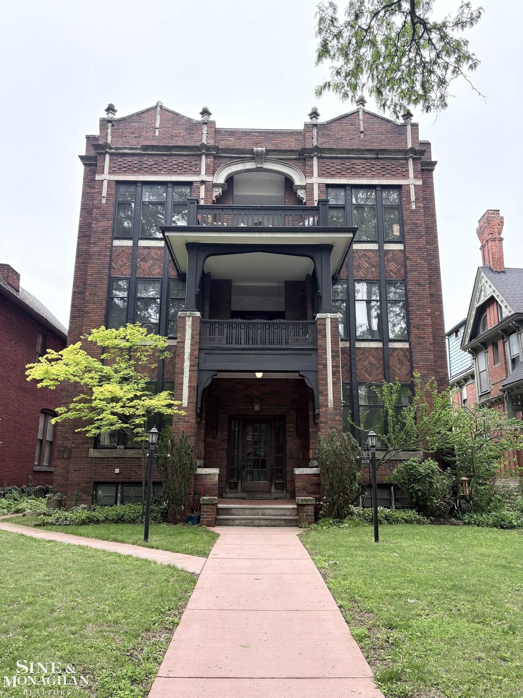 659 W Canfield Street – photo 1
