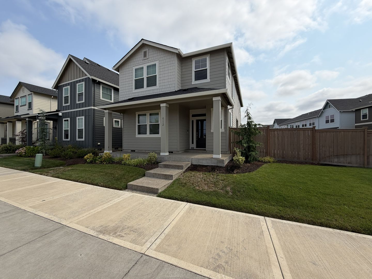 Stunning 4 Bedroom Corner Lot Home With Expansive Backyard In Reeds Crossing – photo 2