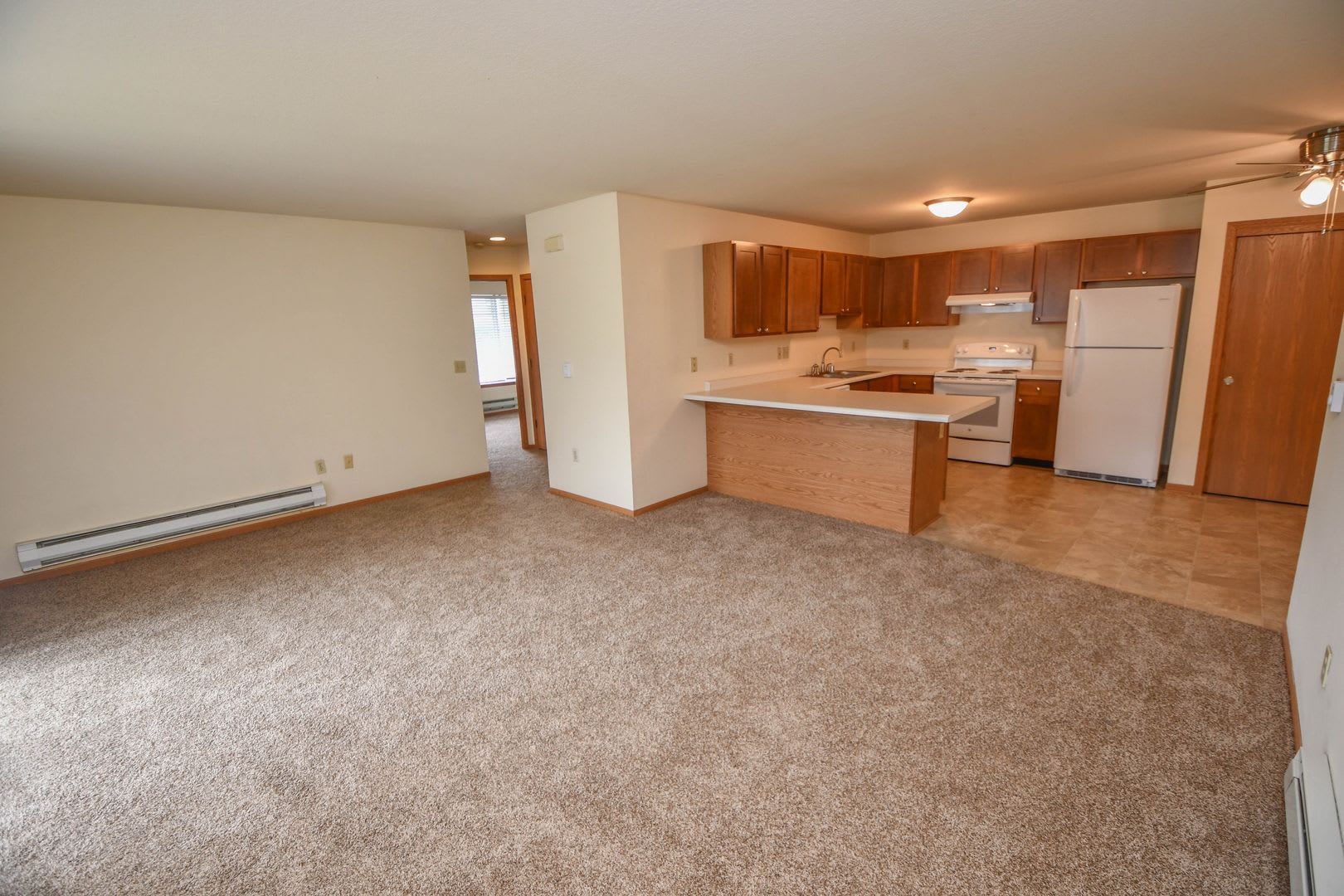 Deer Creek Apartments 3 – photo 2