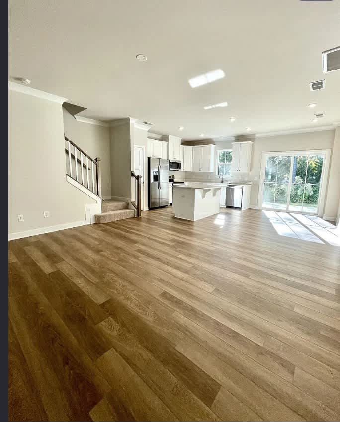 53 Connaught Court – photo 2