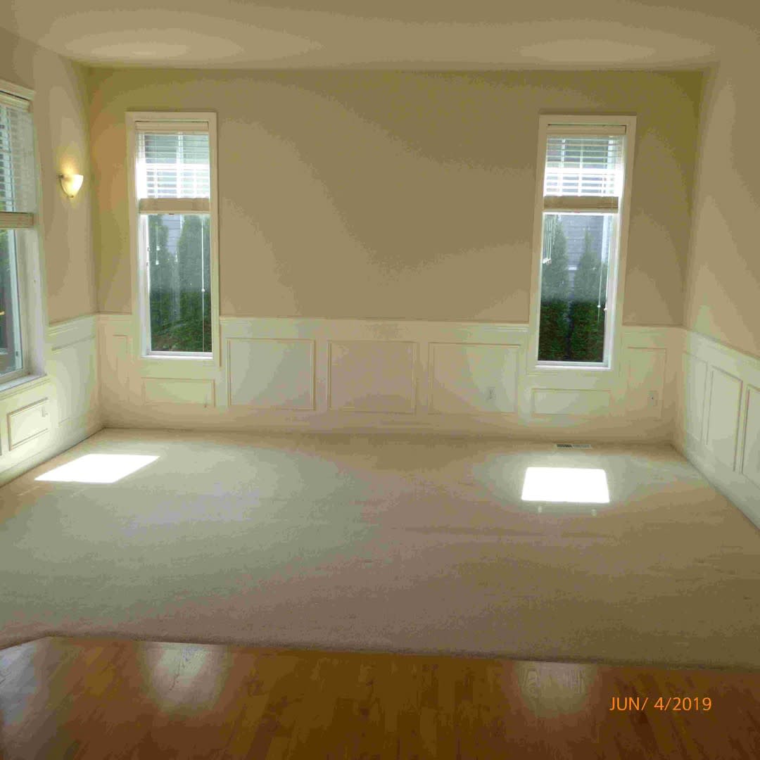 Beautiful 4 Bed 3 Bath with Bonus Room Home in Convenient Location in Lynnwood. – photo 2