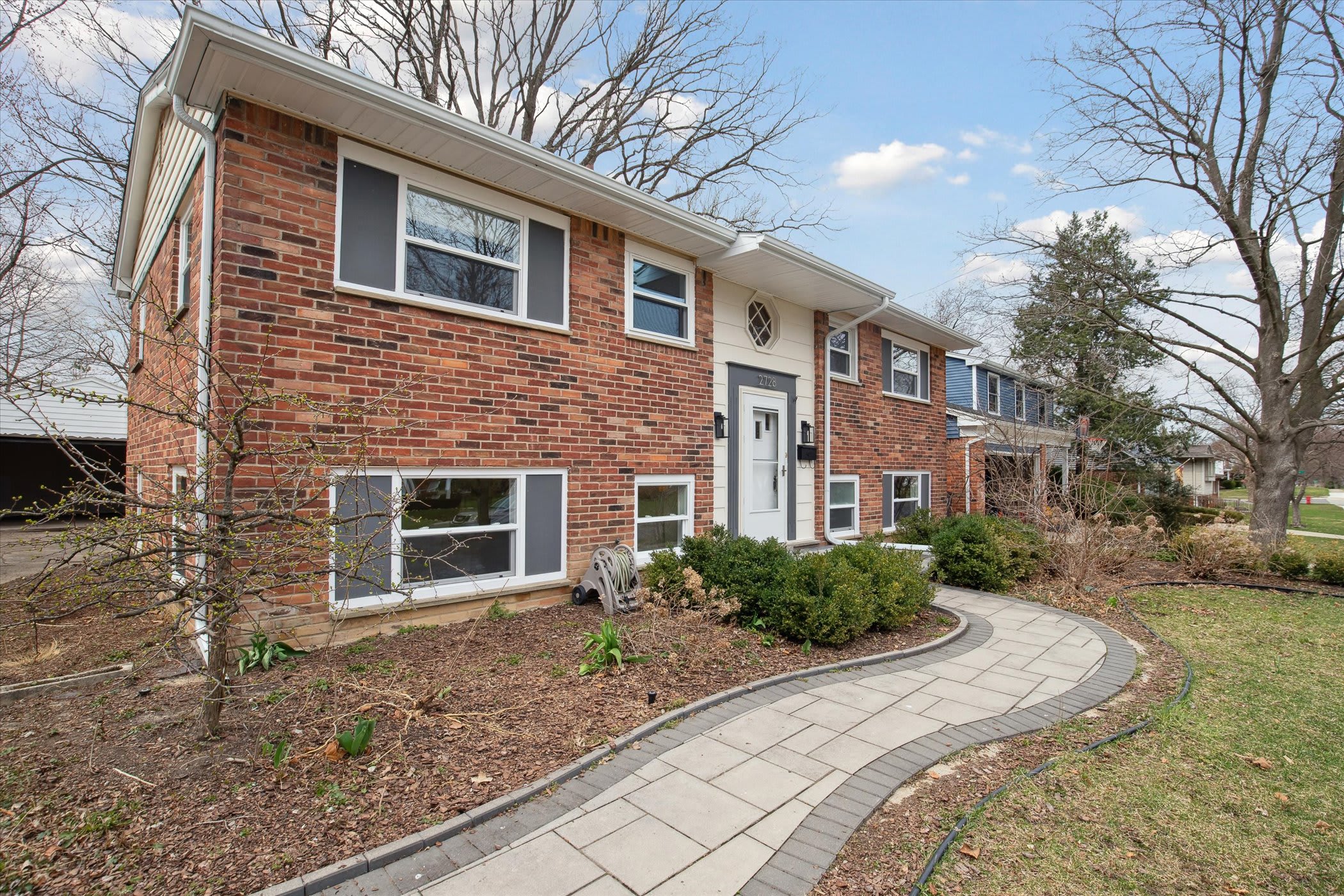 2728 Yost Blvd – photo 2