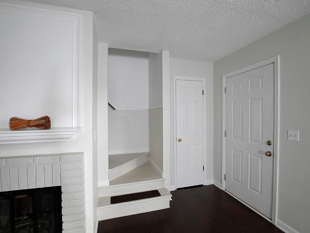 1018 Old Holcomb Bridge Road – photo 4
